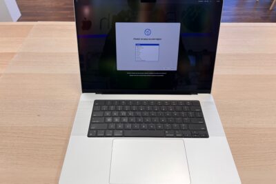 MacBook Pro (16-inch, Nov 2023)‎